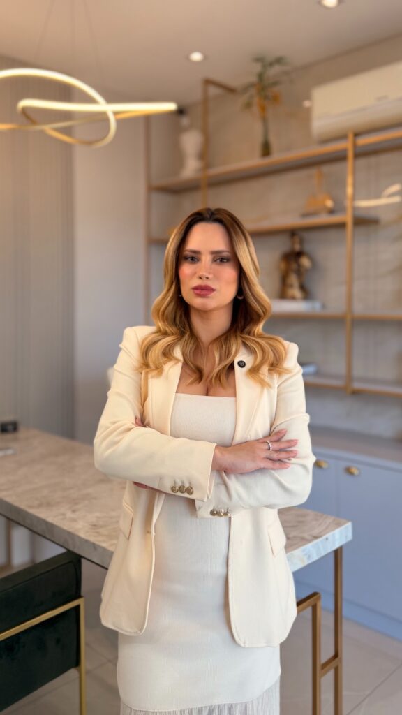 Dra. Jéssica Cavalcante na clínica